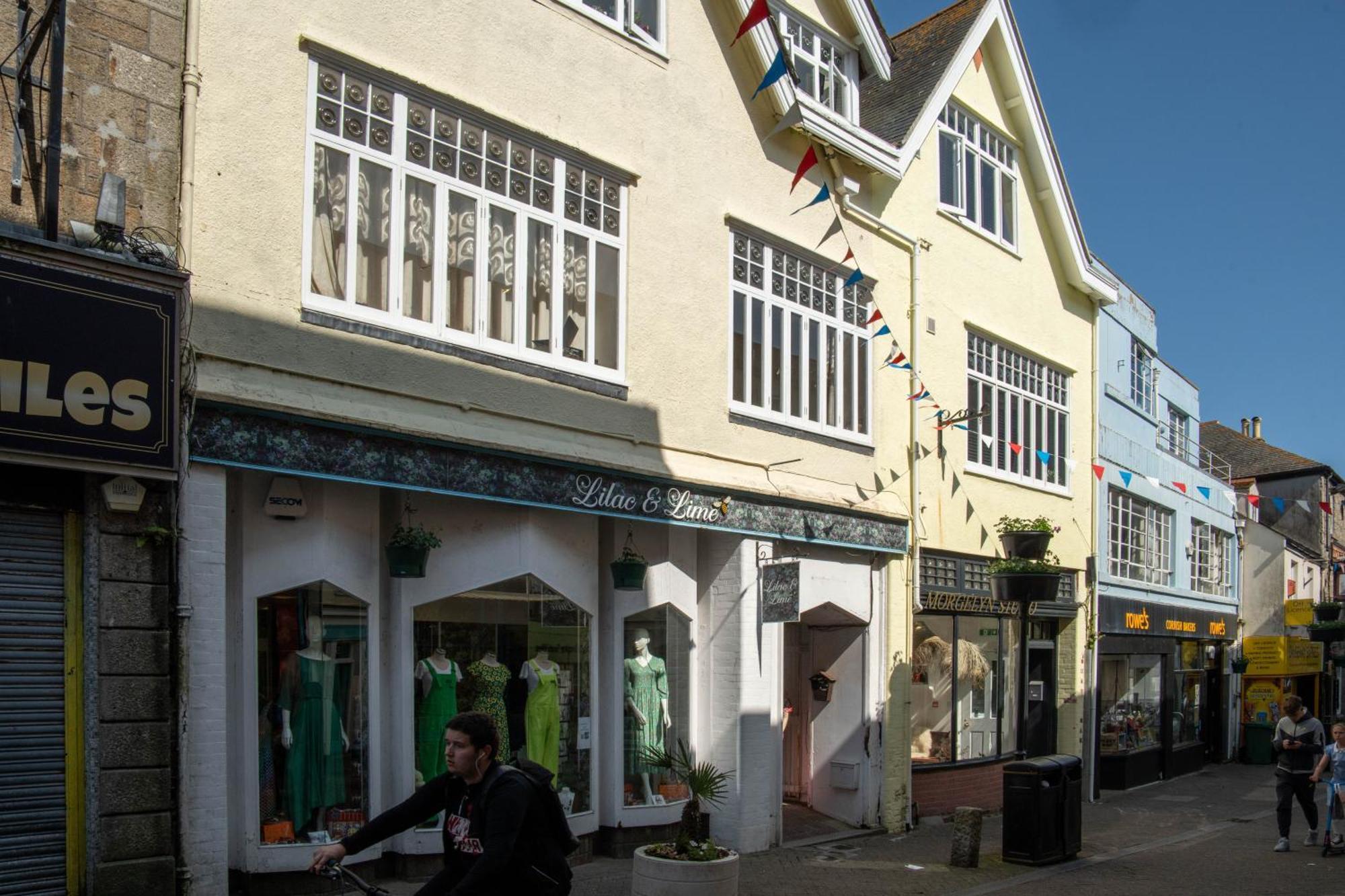 Modern One Bedroom In * Penzance