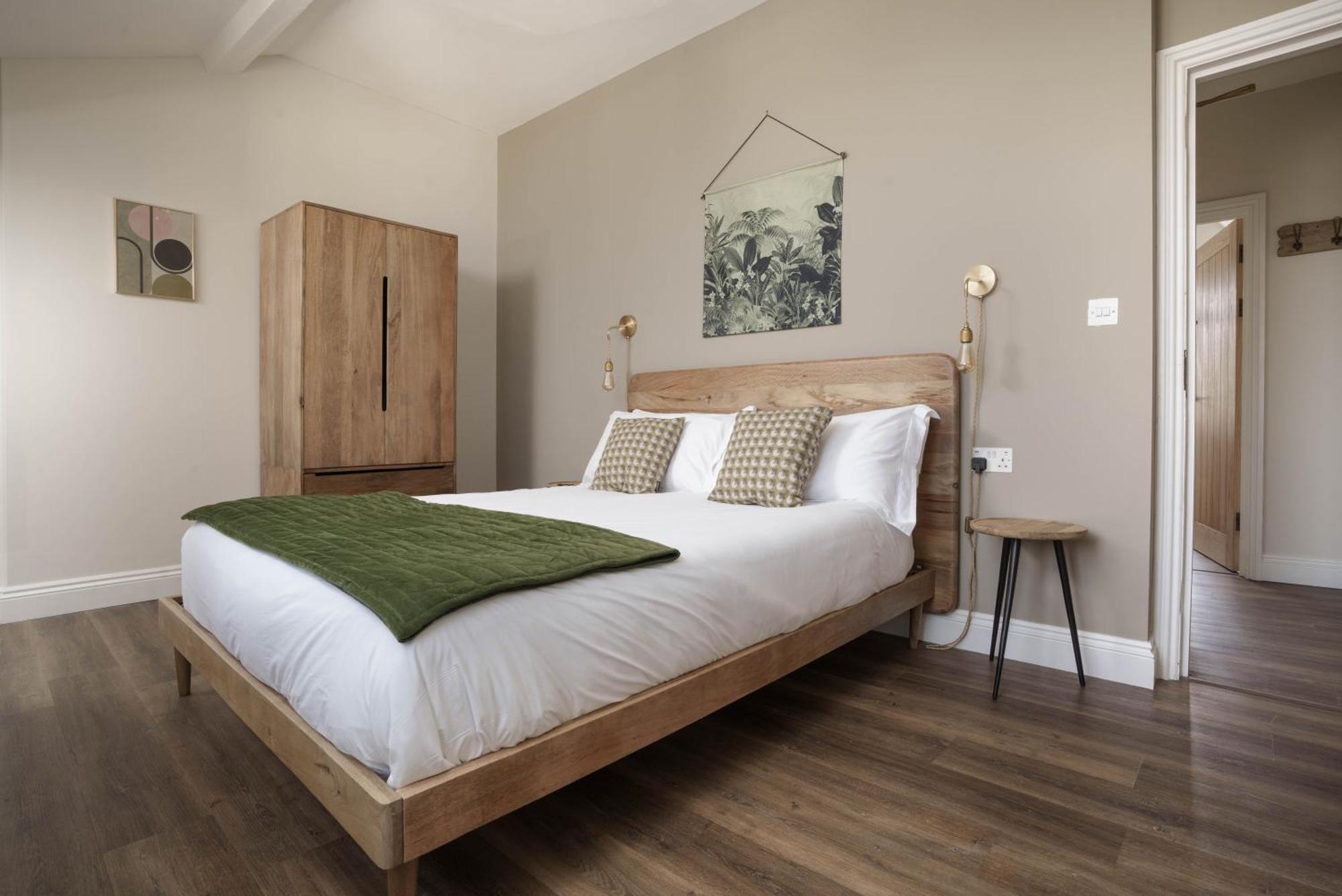 Modern One Bedroom In Apartment Penzance