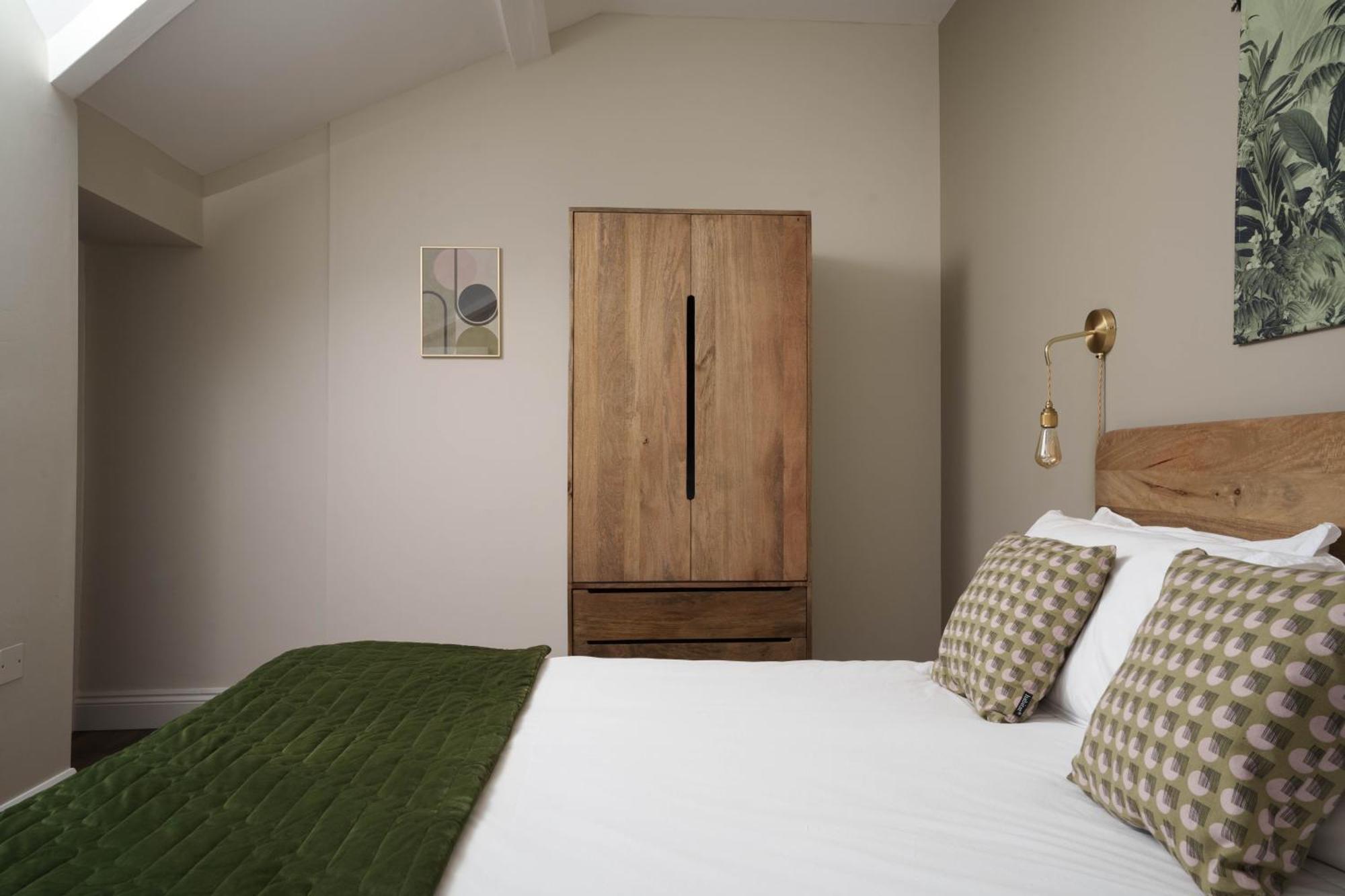 Modern One Bedroom In Apartment Penzance